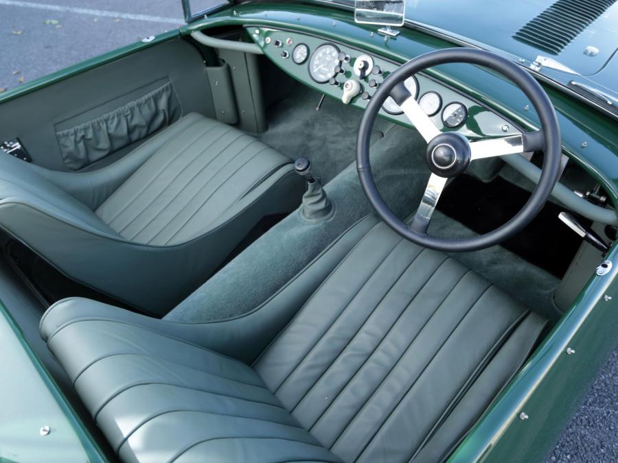 Интерьер Frazer Nash Targa Florio Roadster 1952 года  (фото 11 из 11)